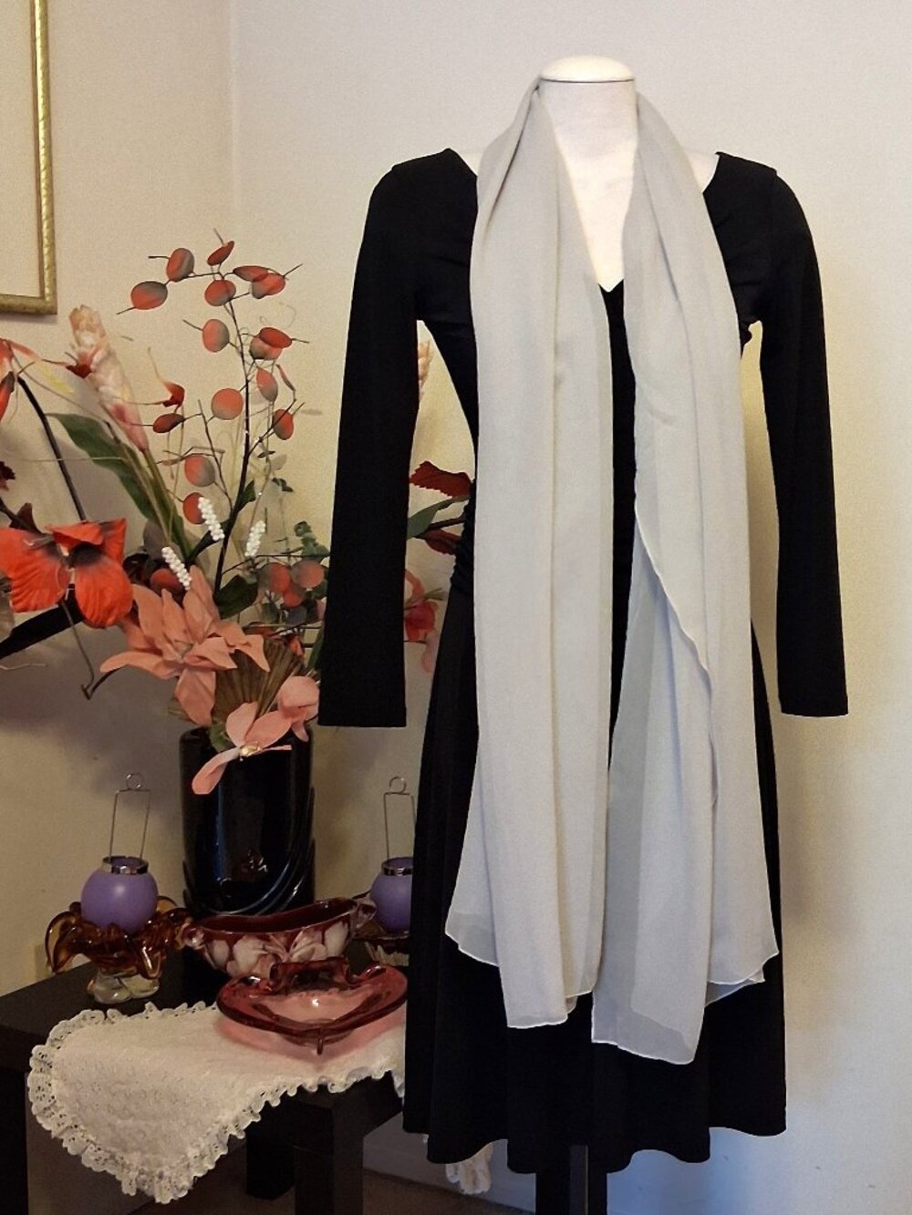 NWOT Stills Vintage 100% Silk Classic Luxury Scarf Premium Quality VTG Scarfs